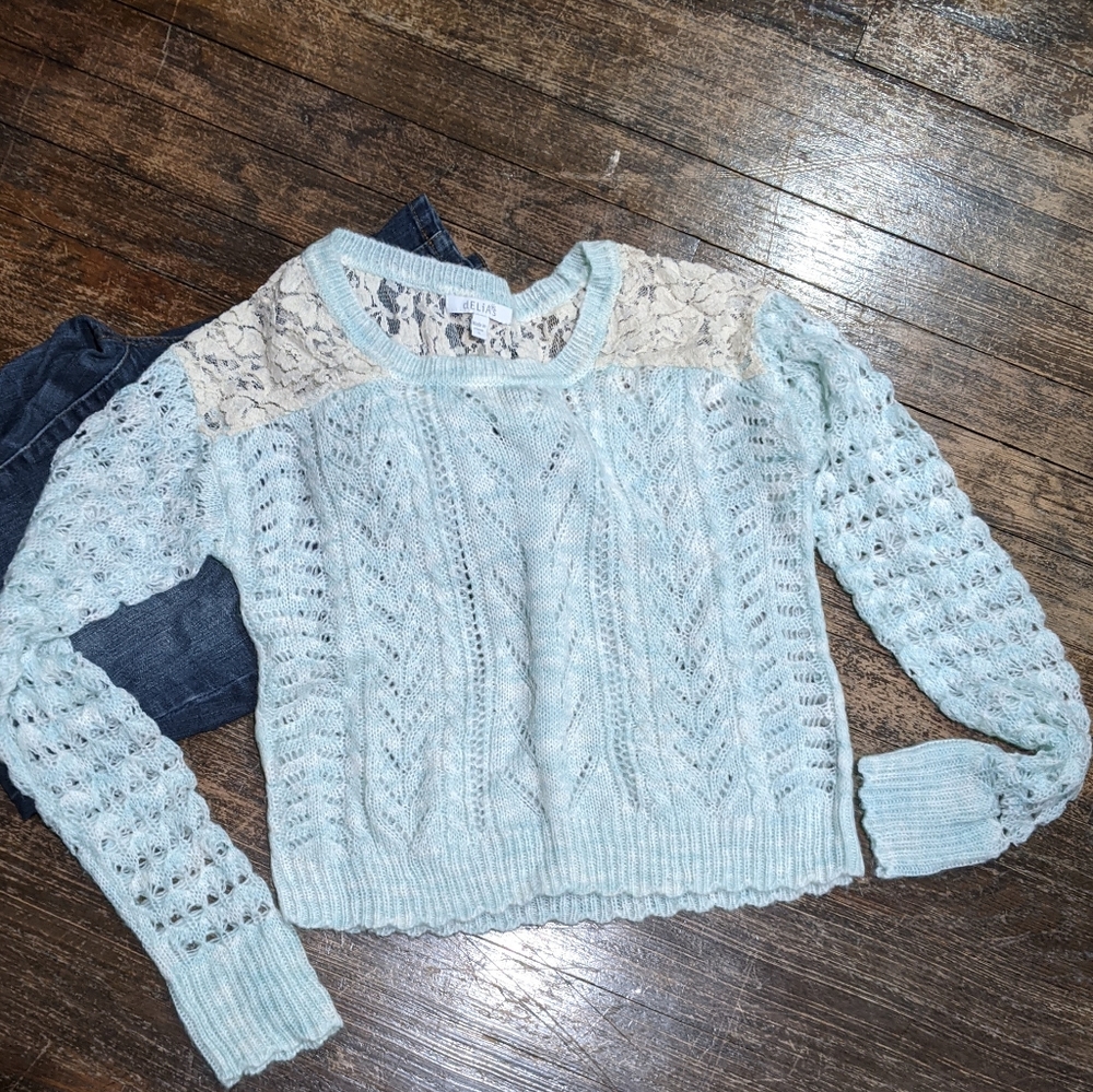 Crop Aqua blue and cream light weight sweater